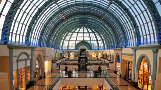 Mall-of-the-Emirates-Gallery-dreamstime_m_20445346